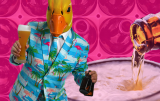 Ingo ohne Flamingo trinkt schnell, damit es wieder Leergut für Nachschub gibt
